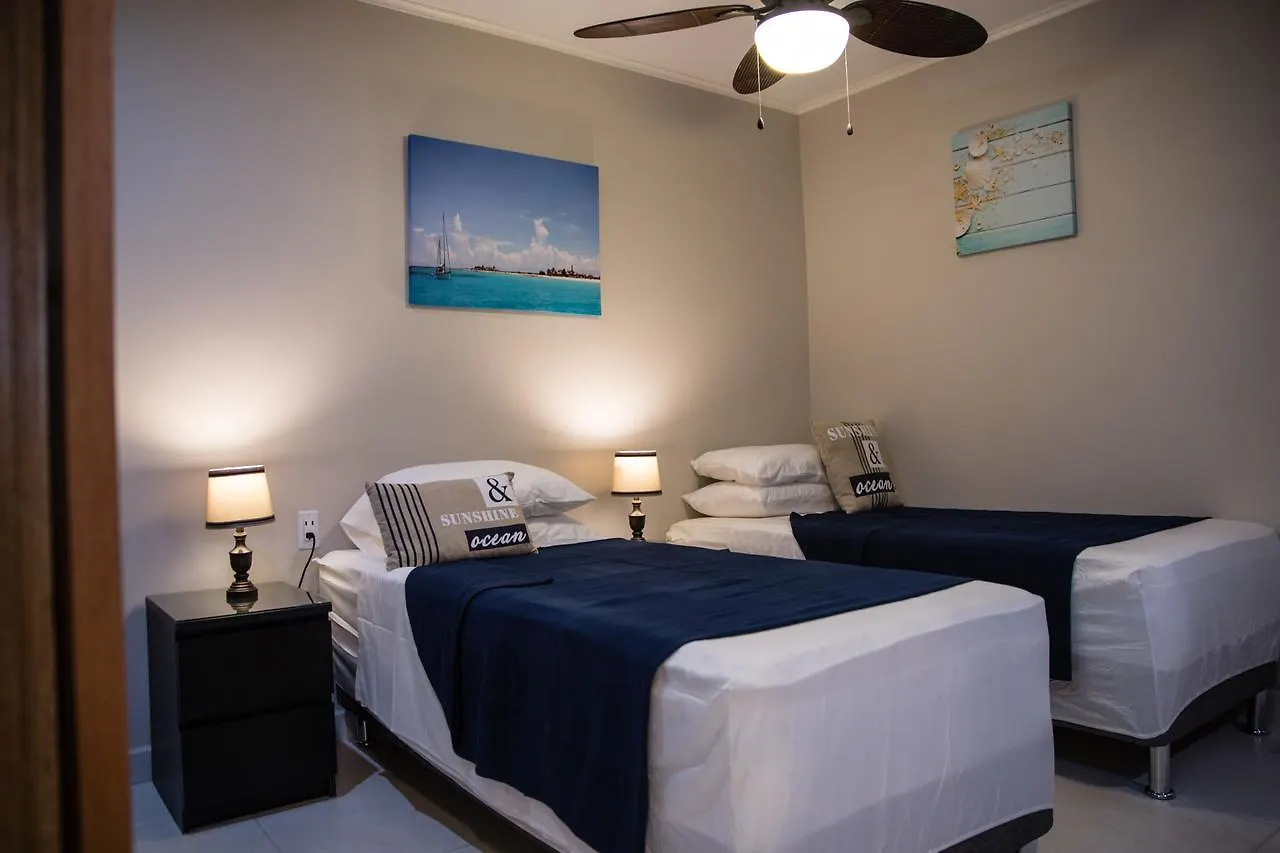 住宿加早餐酒店 The Pier Beach Inn & Suites 威廉斯塔德